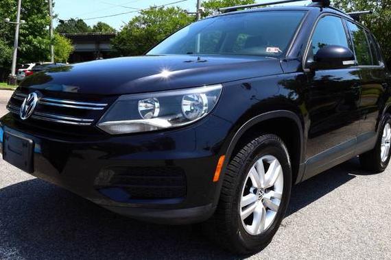 VOLKSWAGEN TIGUAN 2016 WVGAV7AX1GW601219 image