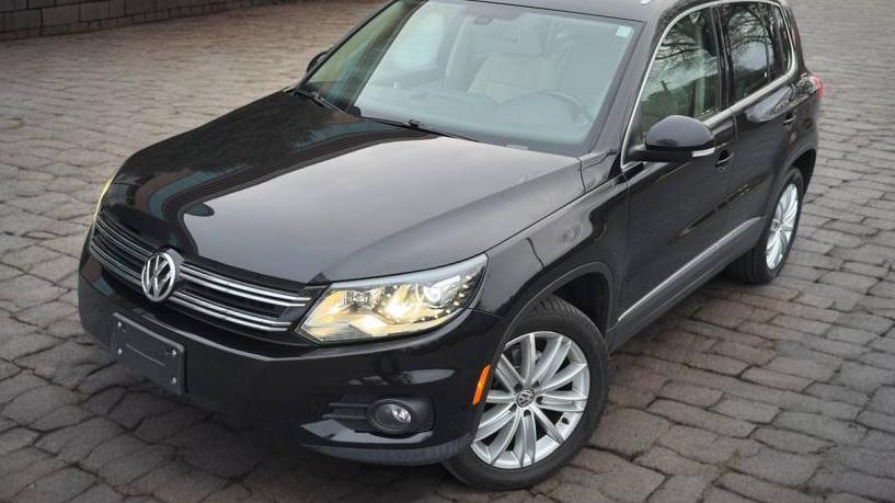 VOLKSWAGEN TIGUAN 2016 WVGAV7AX4GW582679 image