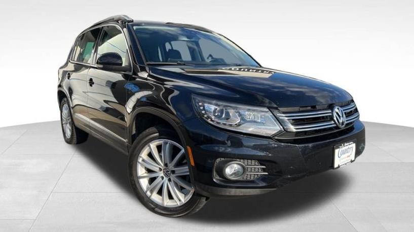 VOLKSWAGEN TIGUAN 2016 WVGBV7AX1GW557923 image