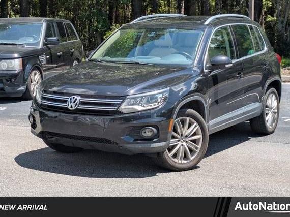 VOLKSWAGEN TIGUAN 2016 WVGBV7AX8GW516091 image