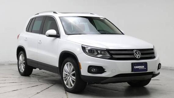 VOLKSWAGEN TIGUAN 2016 WVGBV7AX4GW509283 image