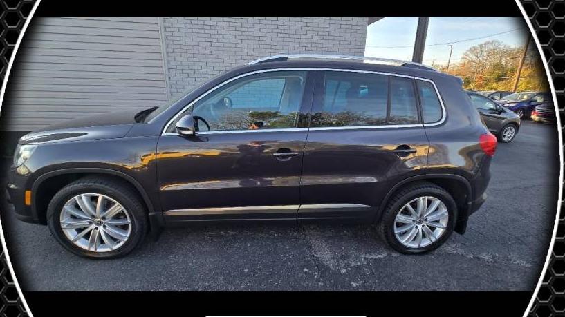 VOLKSWAGEN TIGUAN 2016 WVGAV7AX1GW556489 image