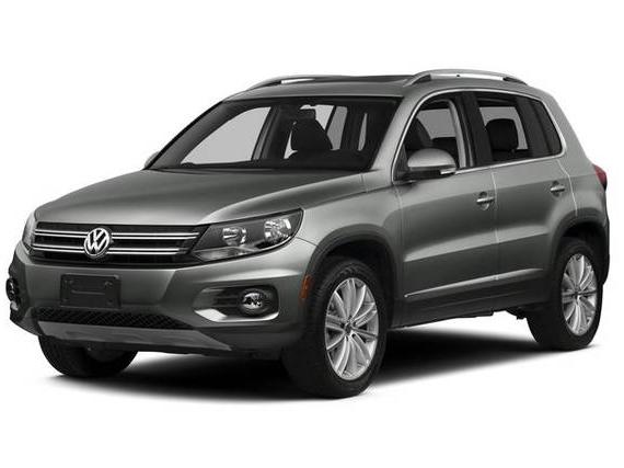 VOLKSWAGEN TIGUAN 2016 WVGAV7AX9GW526138 image