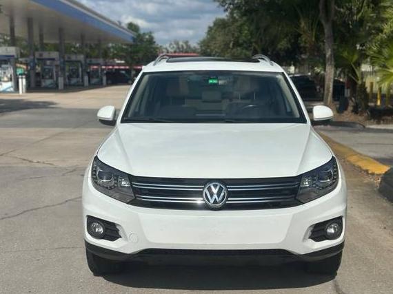 VOLKSWAGEN TIGUAN 2016 WVGAV7AX6GW584613 image