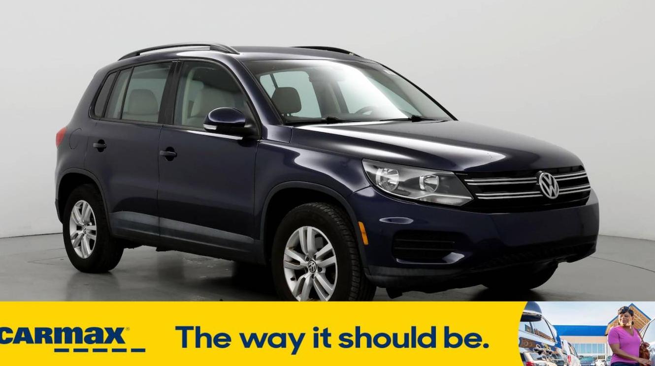 VOLKSWAGEN TIGUAN 2016 WVGAV7AX0GW553003 image