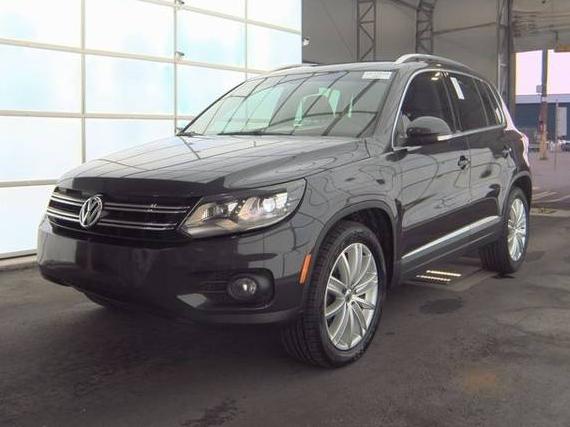 VOLKSWAGEN TIGUAN 2016 WVGAV7AX4GW539427 image