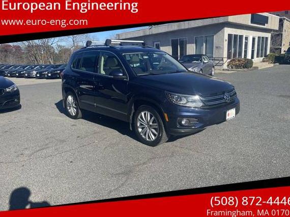 VOLKSWAGEN TIGUAN 2016 WVGBV7AX2GW586220 image