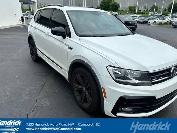 VOLKSWAGEN TIGUAN 2019 3VV3B7AX6KM084094 image