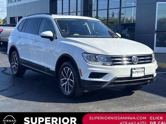 VOLKSWAGEN TIGUAN 2019 3VV3B7AX0KM076895 image