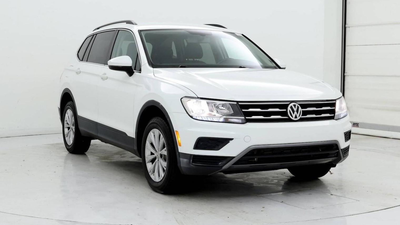 VOLKSWAGEN TIGUAN 2019 3VV3B7AX8KM056734 image