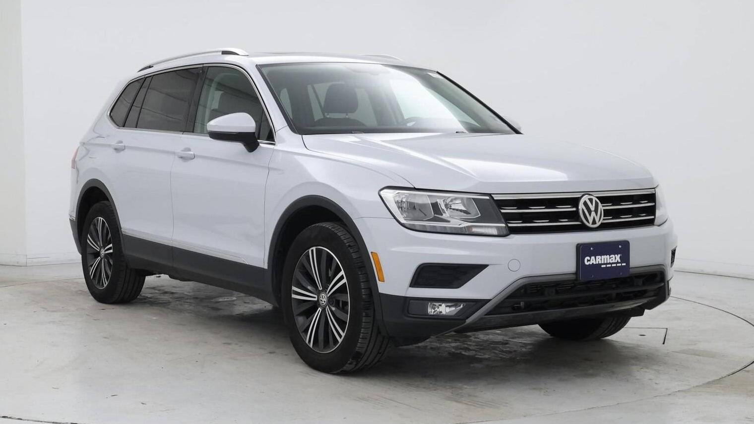 VOLKSWAGEN TIGUAN 2019 3VV2B7AX2KM026477 image