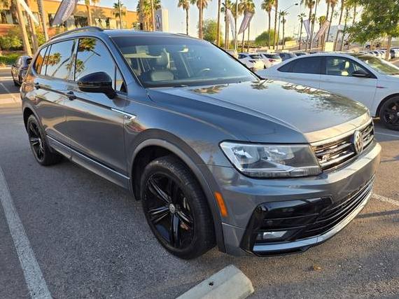 VOLKSWAGEN TIGUAN 2019 3VV3B7AX7KM108094 image