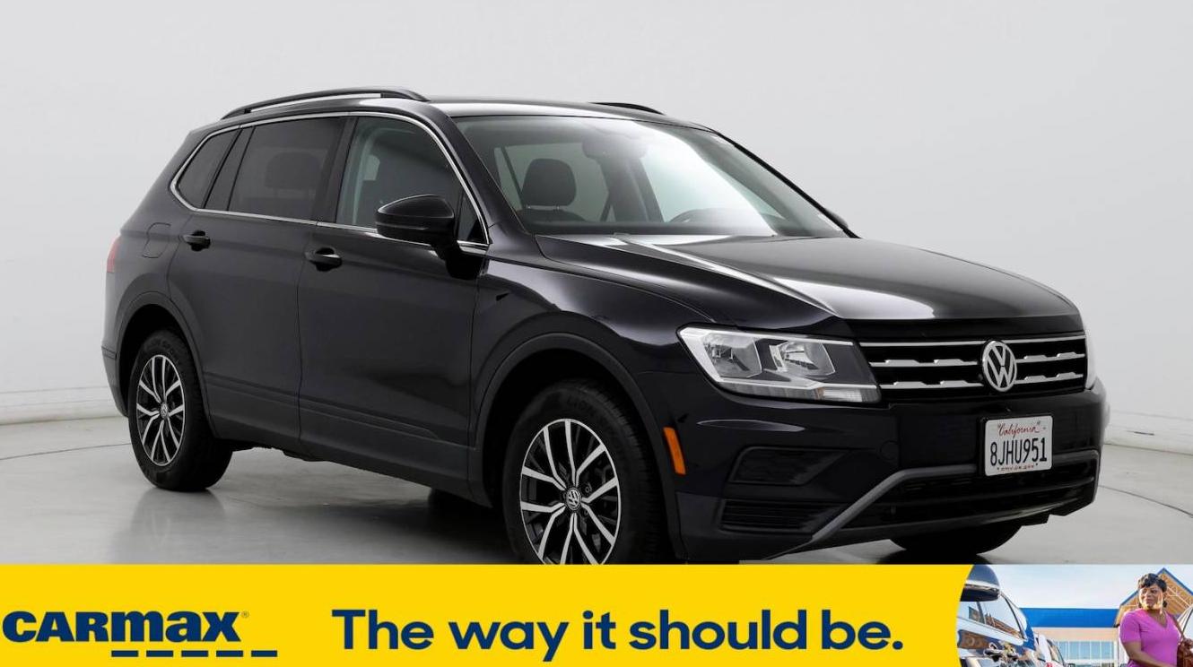 VOLKSWAGEN TIGUAN 2019 3VV3B7AX7KM077073 image