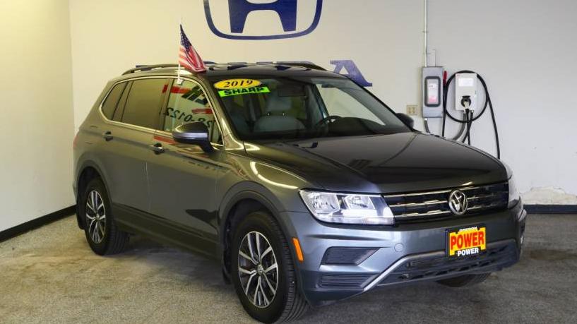 VOLKSWAGEN TIGUAN 2019 3VV2B7AX7KM073665 image