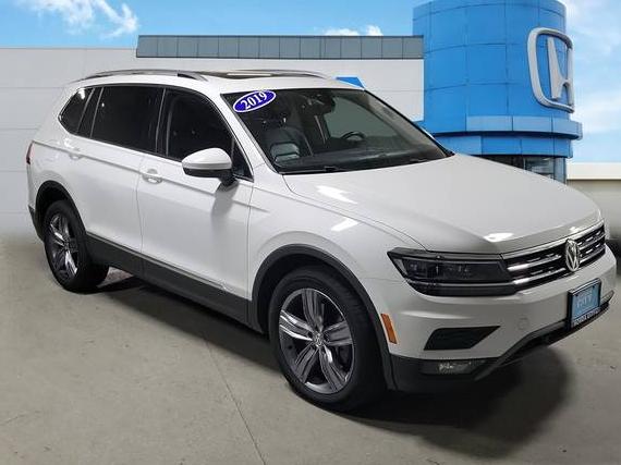 VOLKSWAGEN TIGUAN 2019 3VV4B7AX1KM073086 image