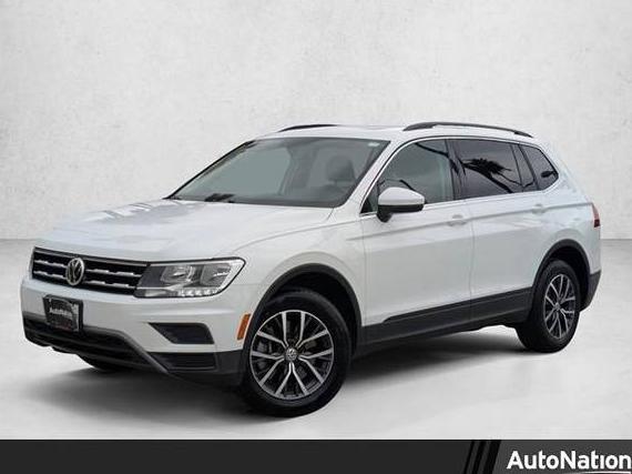 VOLKSWAGEN TIGUAN 2019 3VV3B7AX2KM070869 image