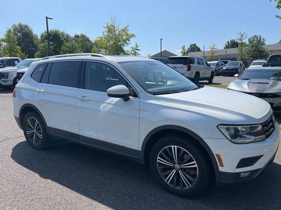 VOLKSWAGEN TIGUAN 2019 3VV3B7AX1KM190064 image