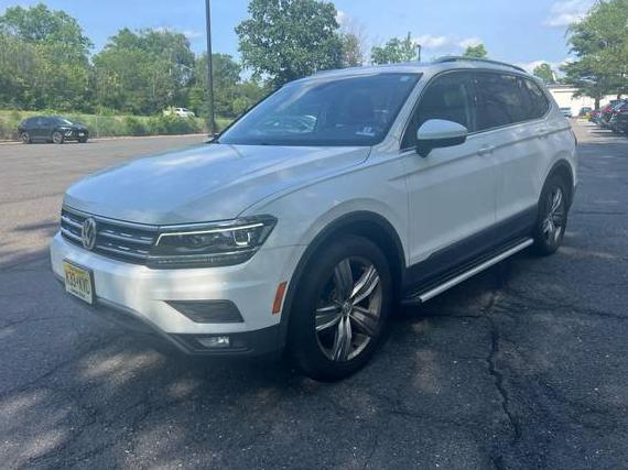 VOLKSWAGEN TIGUAN 2019 3VV4B7AX7KM064442 image