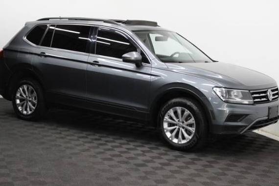 VOLKSWAGEN TIGUAN 2019 3VV2B7AX3KM077776 image