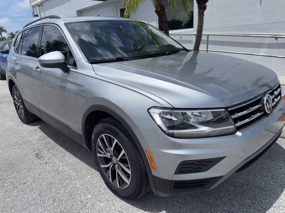 VOLKSWAGEN TIGUAN 2019 3VV3B7AX9KM159421 image