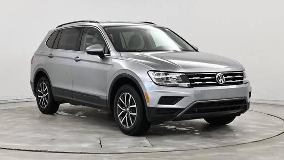 VOLKSWAGEN TIGUAN 2019 3VV3B7AX4KM164221 image VOLKSWAGEN TIGUAN 2019 3VV3B7AX4KM164221 image