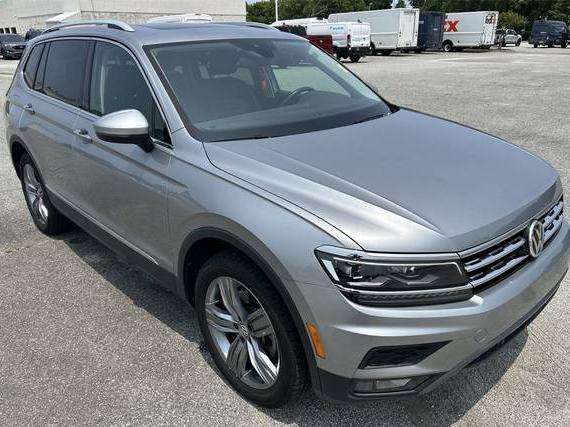 VOLKSWAGEN TIGUAN 2019 3VV4B7AX0KM090333 image