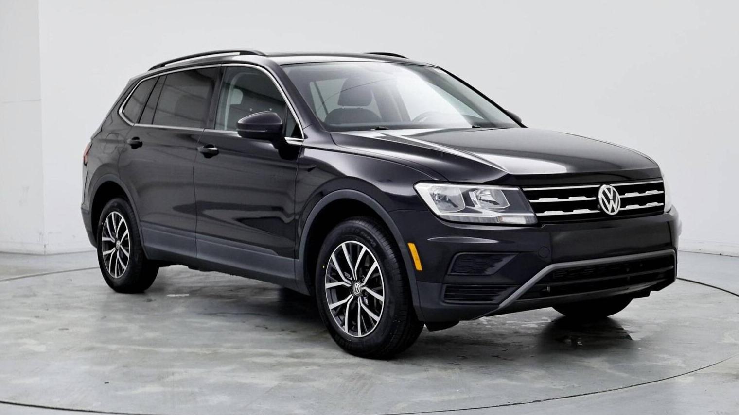 VOLKSWAGEN TIGUAN 2019 3VV3B7AX2KM179493 image