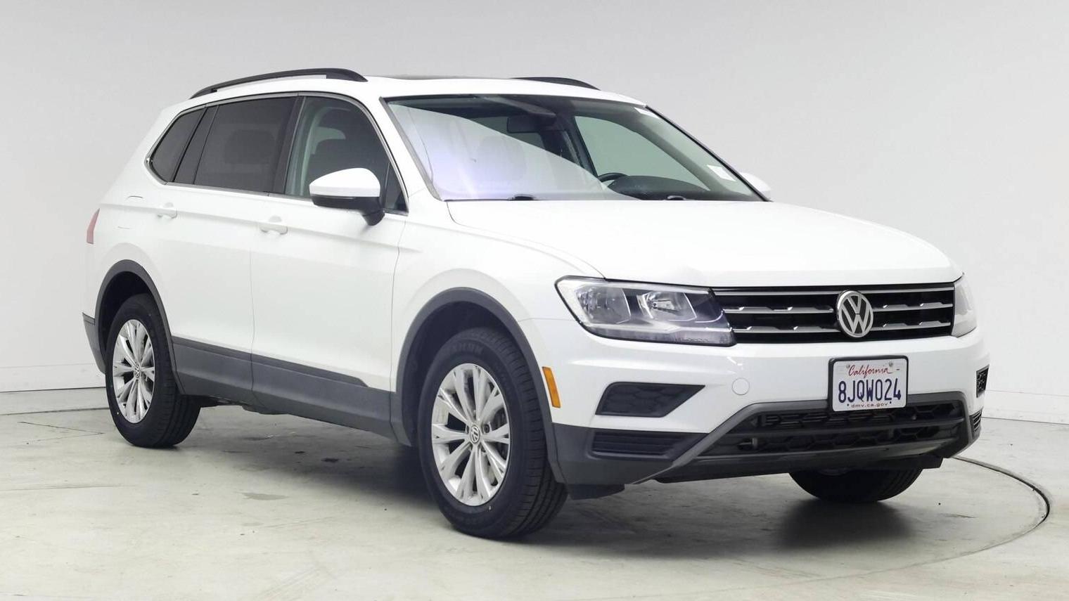 VOLKSWAGEN TIGUAN 2019 3VV2B7AX0KM106151 image