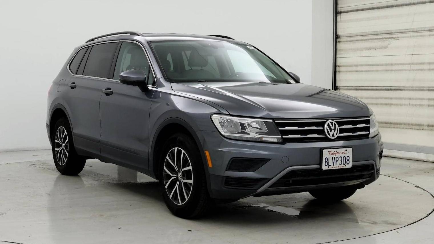 VOLKSWAGEN TIGUAN 2019 3VV2B7AX3KM067961 image