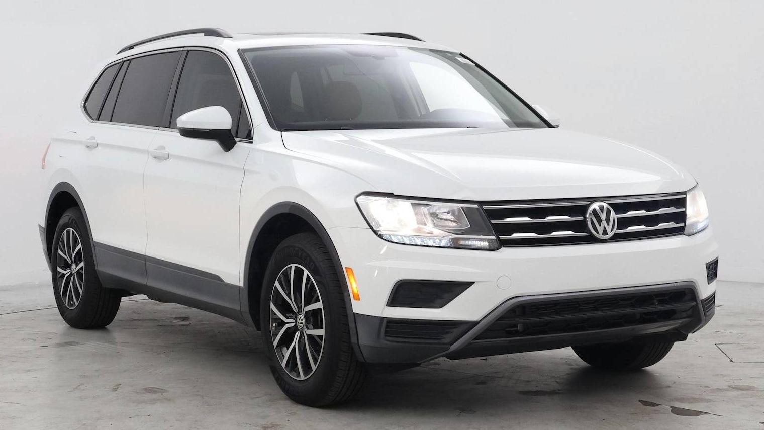 VOLKSWAGEN TIGUAN 2019 3VV2B7AX6KM049437 image