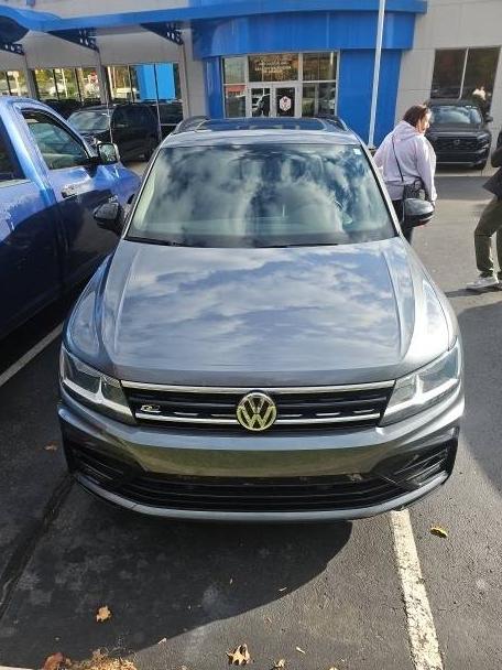 VOLKSWAGEN TIGUAN 2019 3VV2B7AX1KM081289 image