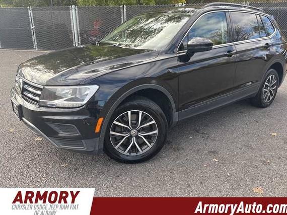 VOLKSWAGEN TIGUAN 2019 3VV2B7AX7KM093463 image VOLKSWAGEN TIGUAN 2019 3VV2B7AX7KM093463 image
