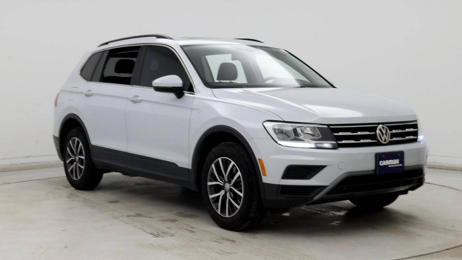 VOLKSWAGEN TIGUAN 2019 3VV3B7AX7KM012983 image