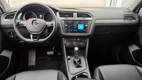 VOLKSWAGEN TIGUAN 2019 3VV3B7AX2KM056003 image