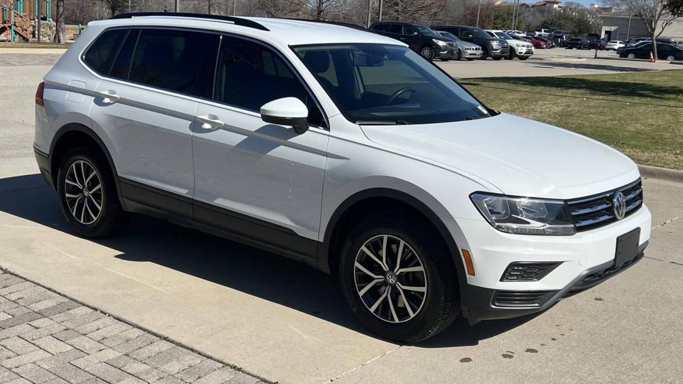 VOLKSWAGEN TIGUAN 2019 3VV3B7AX2KM087123 image