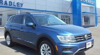 VOLKSWAGEN TIGUAN 2019 3VV2B7AX4KM102927 image