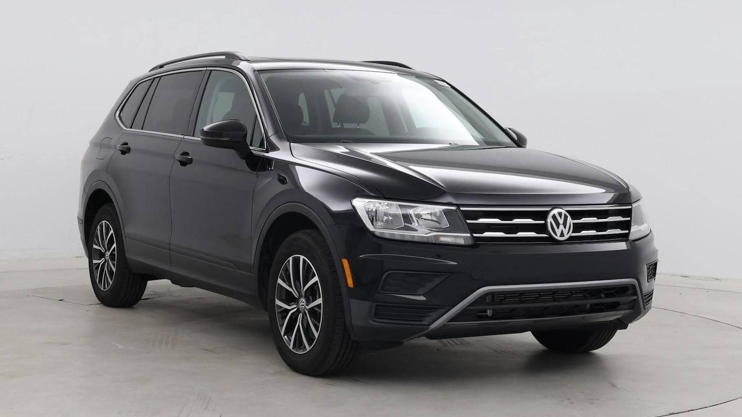 VOLKSWAGEN TIGUAN 2019 3VV3B7AX1KM015555 image