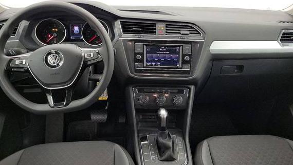 VOLKSWAGEN TIGUAN 2019 3VV1B7AX3KM182152 image
