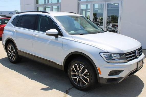 VOLKSWAGEN TIGUAN 2019 3VV2B7AX3KM061657 image