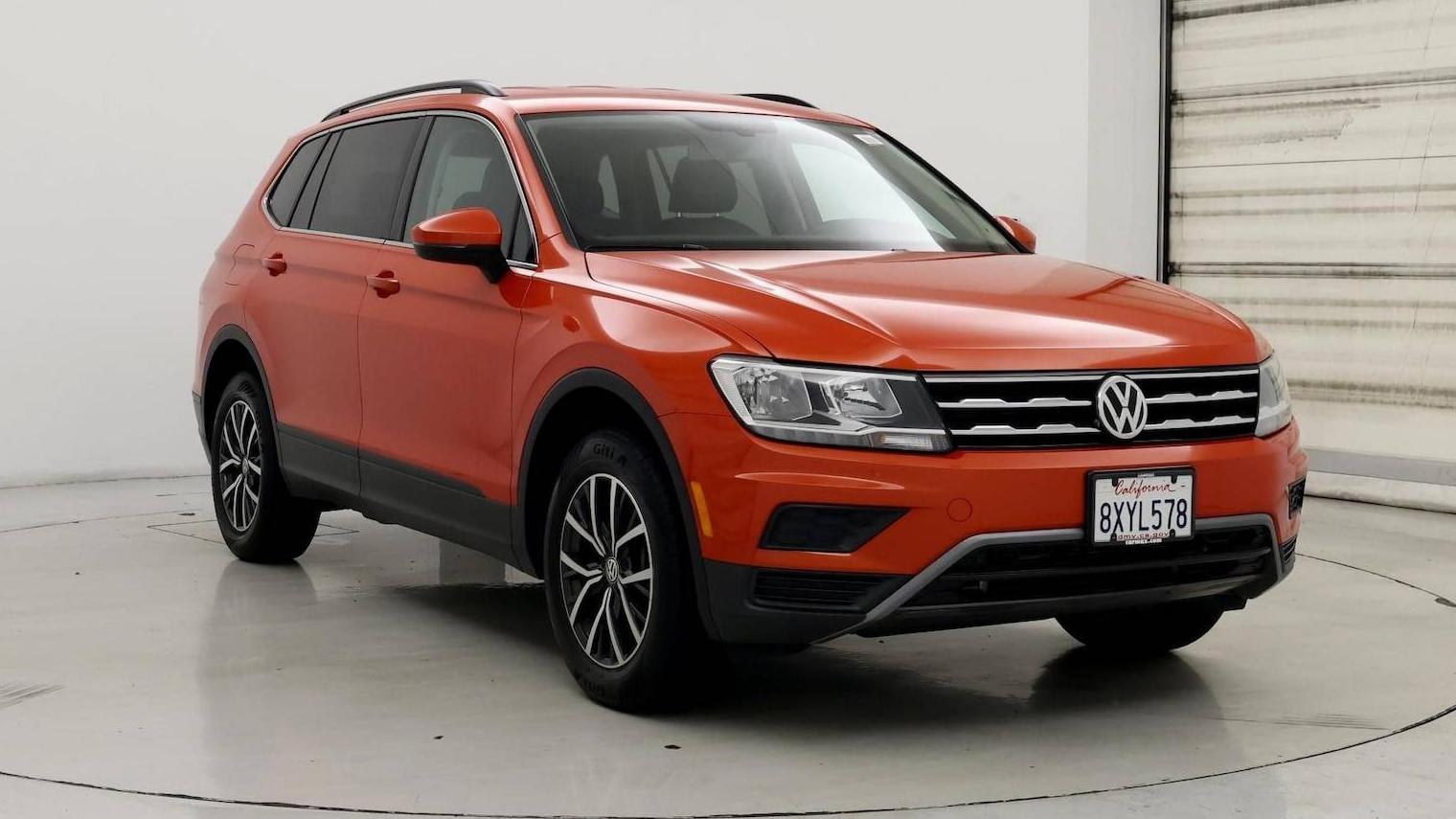 VOLKSWAGEN TIGUAN 2019 3VV2B7AX1KM098836 image