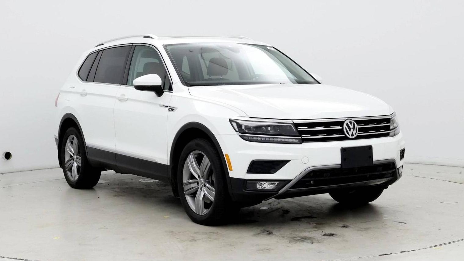 VOLKSWAGEN TIGUAN 2019 3VV4B7AX0KM026955 image