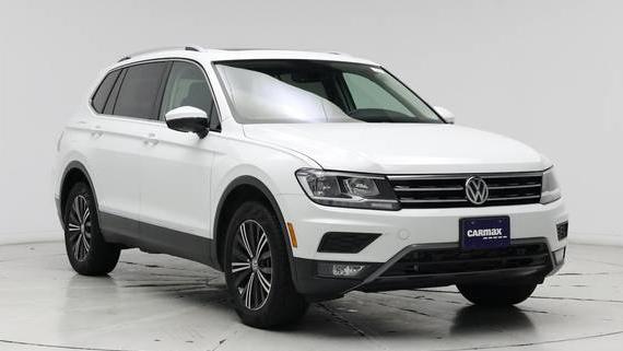 VOLKSWAGEN TIGUAN 2019 3VV2B7AX7KM033327 image