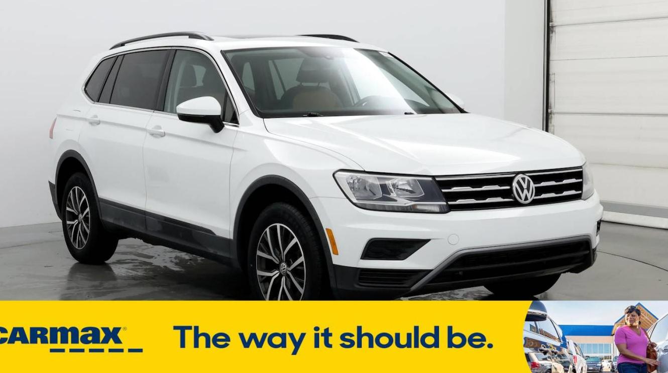 VOLKSWAGEN TIGUAN 2019 3VV3B7AX9KM194976 image