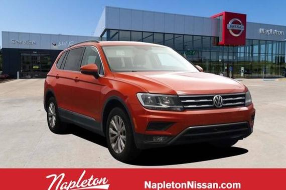 VOLKSWAGEN TIGUAN 2018 3VV3B7AX4JM004855 image