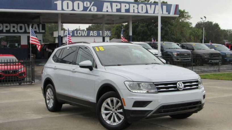 VOLKSWAGEN TIGUAN 2018 3VV3B7AX3JM188105 image