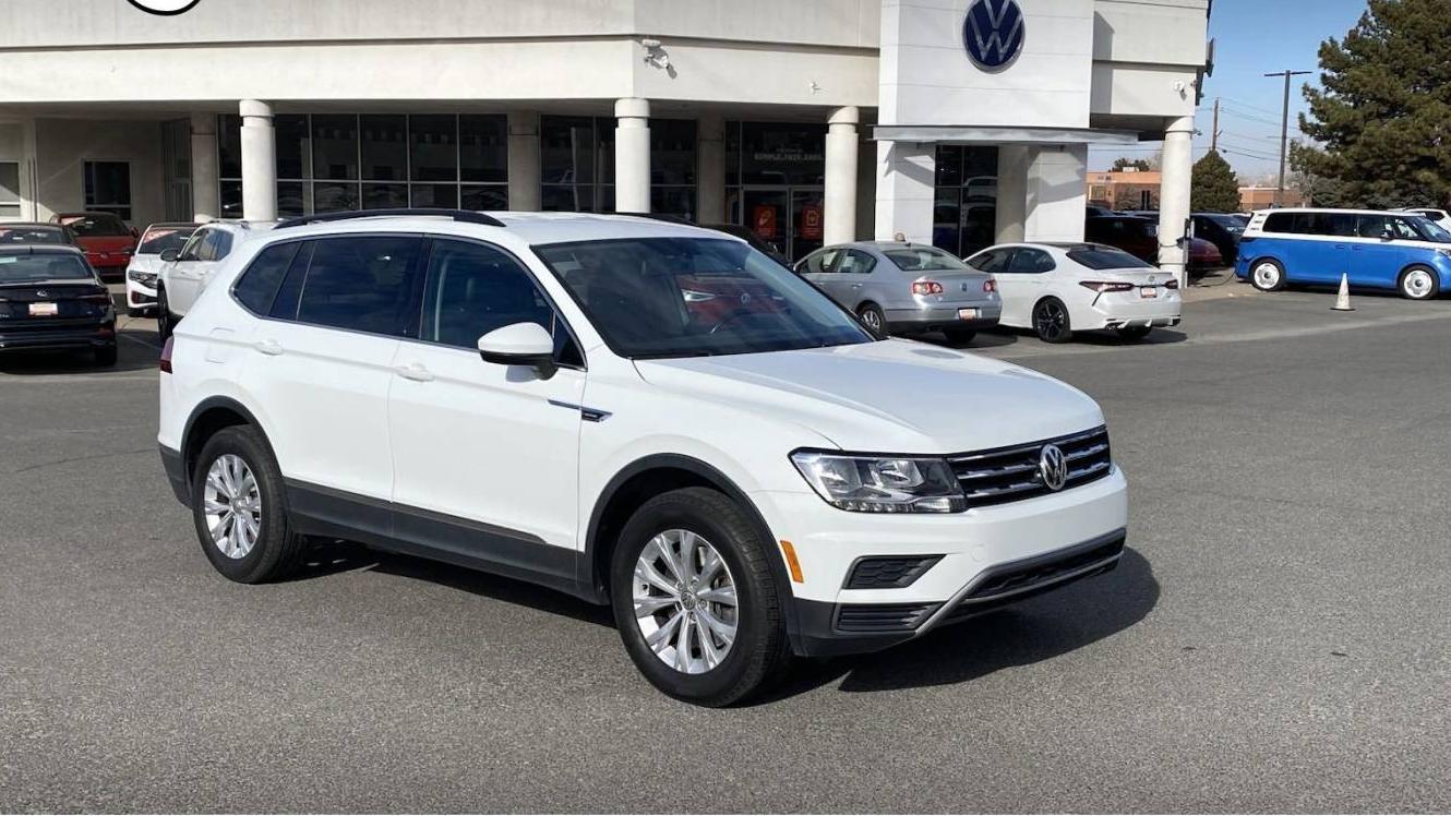 VOLKSWAGEN TIGUAN 2018 3VV2B7AX2JM078397 image