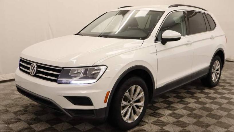 VOLKSWAGEN TIGUAN 2018 3VV2B7AX7JM170900 image