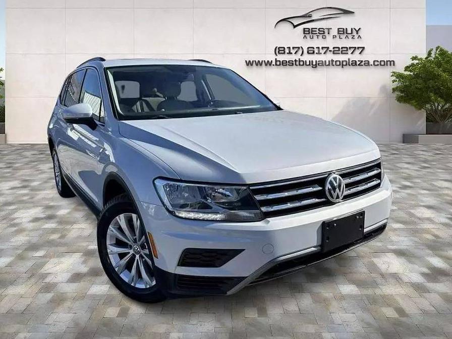 VOLKSWAGEN TIGUAN 2018 3VV2B7AX1JM089861 image