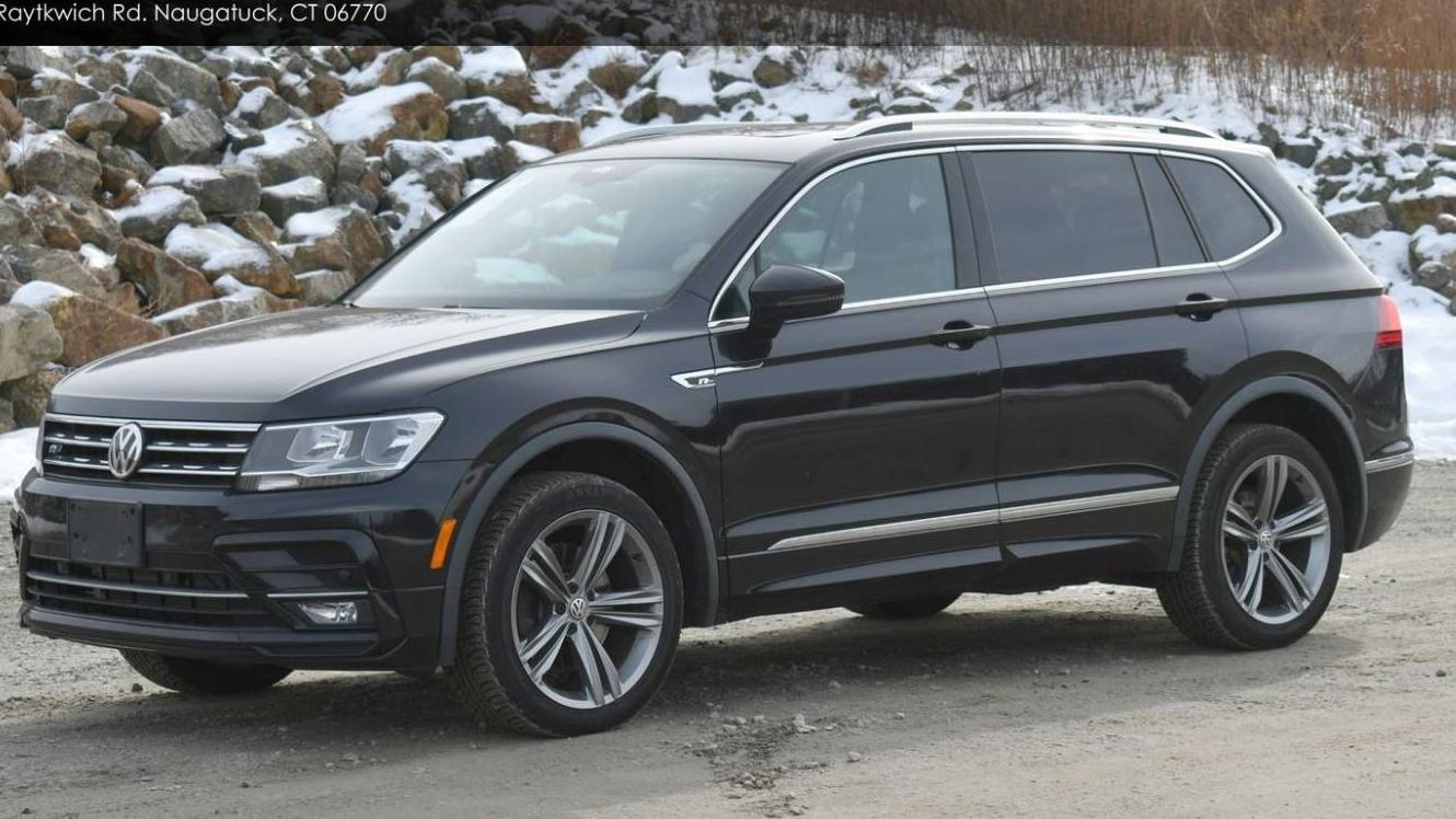 VOLKSWAGEN TIGUAN 2018 3VV2B7AX8JM174714 image