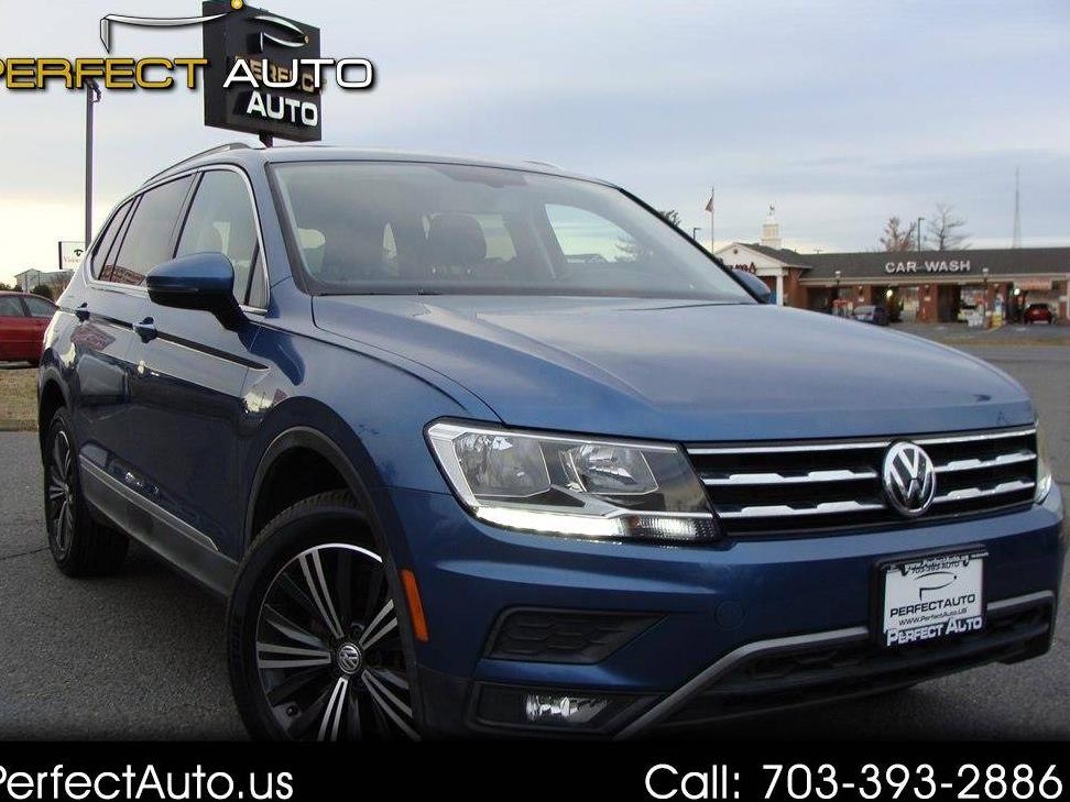 VOLKSWAGEN TIGUAN 2018 3VV2B7AX4JM124053 image